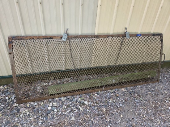 Screen Drag Section - 7ftL x 32"