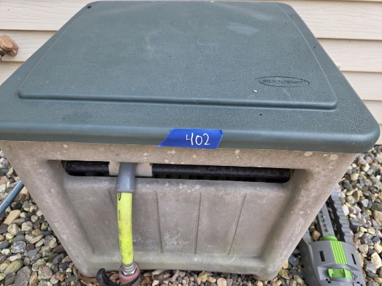 Suncast Hose Reel w/Hose and Sprinkler