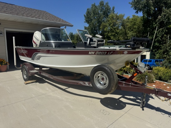 2013 Alumacraft 1750 Competitor Boat w/135HP HO Evinrude E-Tec Motor w/Bunk Tailer