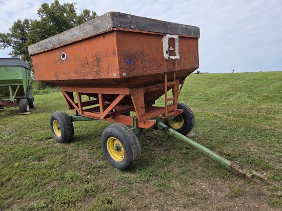 J&M 200 Bushel Gravity Box on John Deere Runner Gear