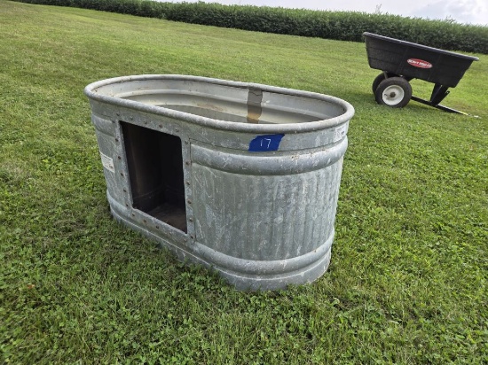 Behlen Country Hog Watering Tank - 42" x 24" x 24"