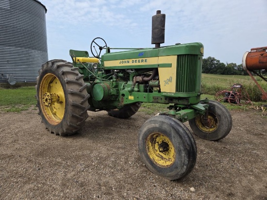 &1958 John Deere 720 Gas Tractor - JD 3-pt & Wide Front - Rebuilt Carb Needs to be Installed to Run