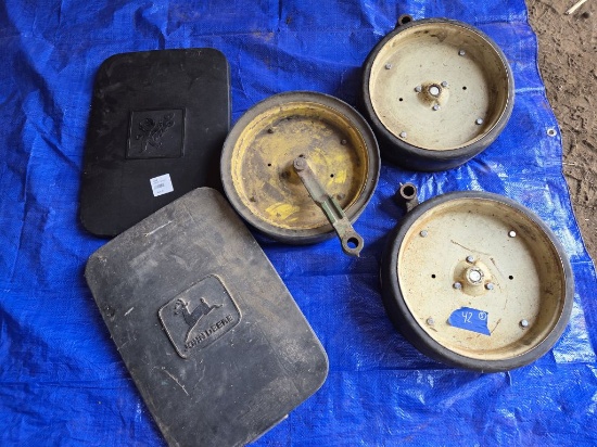 3-Packer Wheels & 2 Lids - Fits JD & Kinze