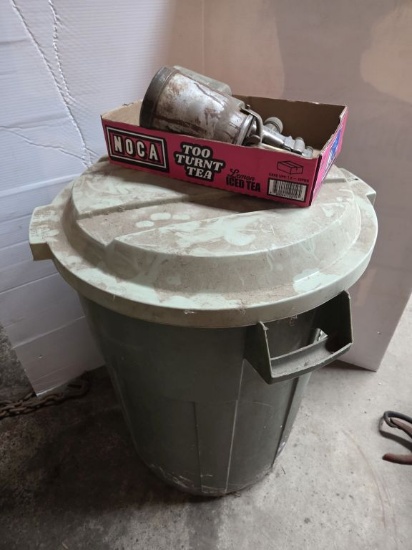 Garbage Can of Floor Dry- Pneumatic Paint Sprayers