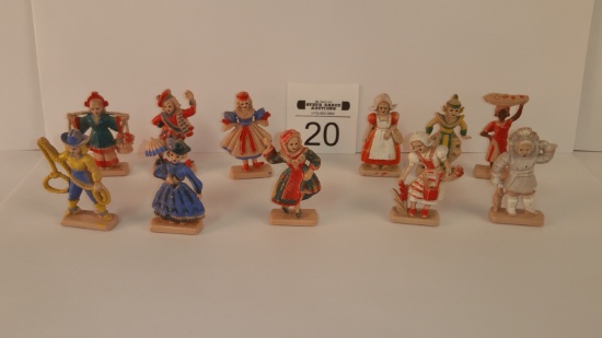 11- Vintage Plastic Figurines