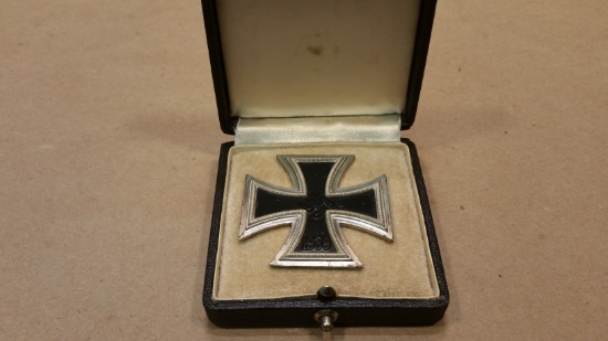 WWII Era German Iron Cross Medal