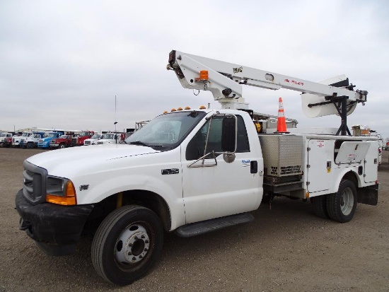 2001 FORD F450 XL Super Duty Bucket Truck, 6.8L V8, Automatic, Telsta Model A28D Boom, 28' Platform