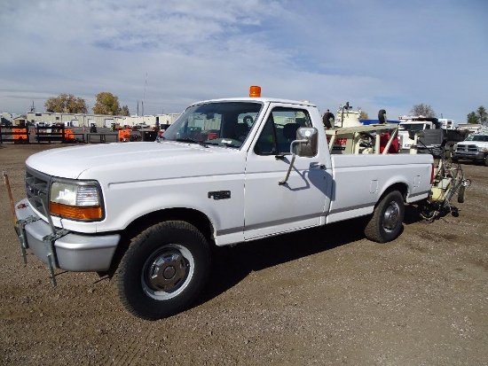 1995 Ford F250 XL Pickup, 5.8L, Automatic, w/ EZ-Liner Model AL120-EZ Paint Striping Unit, Honda