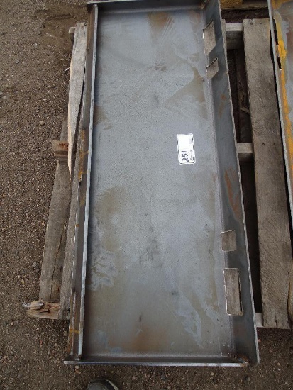 Unused Skid Steer Adaptor Plate