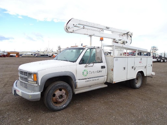 1999 CHEVROLET 3500 Heavy Duty Bucket Truck, 7.4L V8, Automatic, Versalift Model V032N Boom, 32'