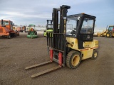 Hyster H50XL Forklift, 5000 LB Capacity, Gas Engine, 198in Lift Height, 3-Stage Mast, Enclosed Cab,
