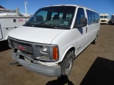 1998 GMC 3500 Window Passenger Van, 5.7L, Automatic, Odometer Reads: 070,317, TOW AWAY - Front End