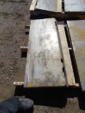 Brute Universal Quick Attach Plate to Fit Skid Steer Loader