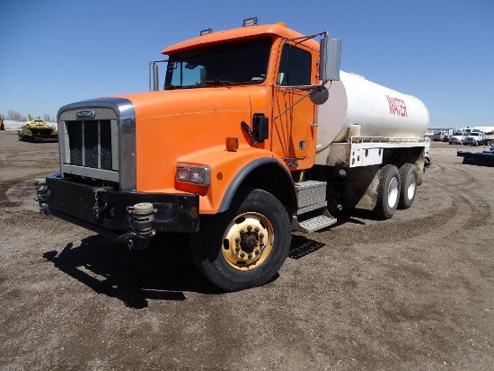 2001 FREIGHTLINER T/A Water Truck, Caterpillar C-12 Diesel, Automatic, Tuf-Trac Suspension, 3500