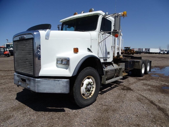 2000 FREIGHTLINER T/A Truck Tractor, Detroit Series 60 12.7L Diesel, 18-Speed Transmission, Rubber