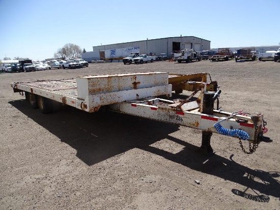 1997 TOWMASTER T24T T/A Tilt Bed Equipment Trailer, Dually, 24' x 102in Bed, Air Brakes, 32,200 LB