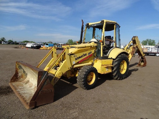 2001 Komatsu WB140-2T 4WD Loader/Backhoe, Extendahoe, 16in Hoe Bucket, Hour Meter Reads: 4401, S/N: