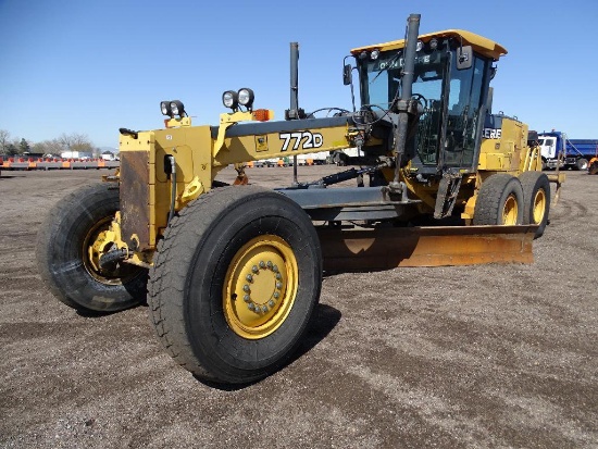 2007 John Deere 772D AWD Motor Grader, Rear Ripper, 14' Moldboard, Accumulators, A/C Cab, Front