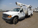 2001 FORD F450 XL Super Duty Bucket Truck, Triton V10 6.8L, Automatic, Telsta Model A28D Boom, 28'