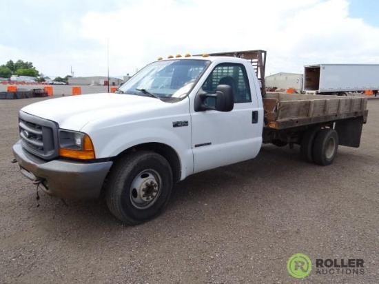 2000 FORD F350 XL Flatbed Truck, Power Stroke V8 Diesel, 7.3L, 5-Speed Transmission, 12' Bed, Dually