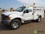 2005 FORD F350 XL Super Duty 4x4 Utility Truck, 6.8L, Automatic, 8' Utility Bed, Ladder Rack, Pintle