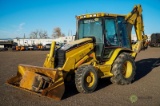 2005 Caterpillar 420D 4WD Loader/Backhoe, Auxiliary Hydraulics, EROPS, 24in Hoe Bucket w/ Quick