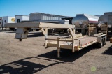 1986 TAYLOR Tri-Axle Equipment Trailer, 26' x 77in Steel Deck, Fold Down Ramps, 5th Wheel &