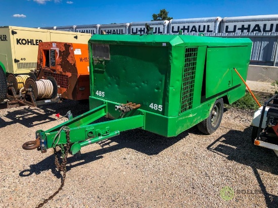 Ingersoll Rand Towable Air Compressor, 375 CFM, Deutz Diesel, Pintle Hitch, S/N: 182460V90408