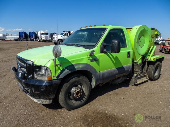 2002 FORD F350 XL Super Duty Street Sweeper, 7.3L Diesel, Automatic, Tymco 210 Bed w/ Kubota