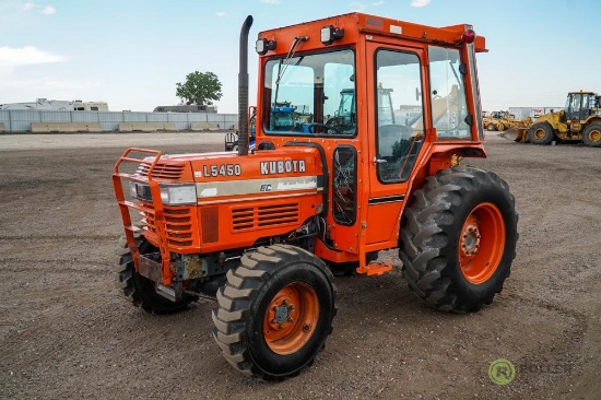 Kubota L5450DT 4WD Agricultural Tractor, 50 HP, Enclosed Cab w/ Heat, PTO, 3-Pt Hydraulic Cylinder,