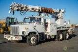 2002 INTERNATIONAL 2674 T/A Digger Derrick Truck, Cummins N14 Plus Diesel, Automatic, Rubber Pad