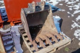 30in Excavator Bucket To Fit Komatsu PC75