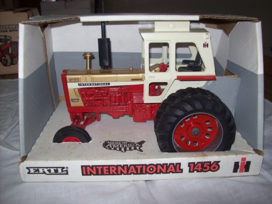 IH 1456 In Box 1/16