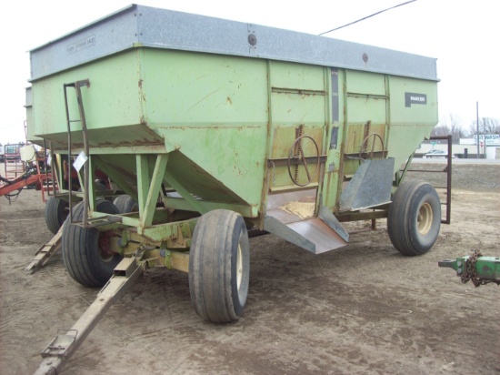 Parker 4000 Gravity Wagon With Gear Double Gate