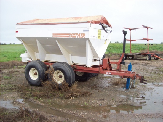 Tyler Fertilizer Spreader