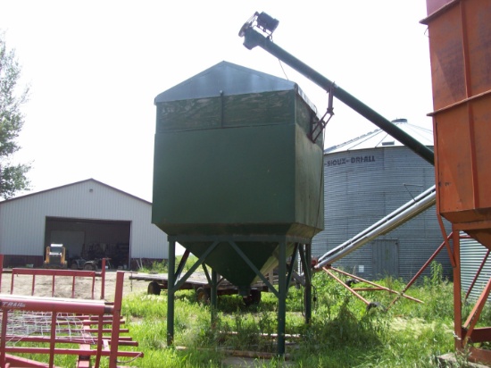 500 Bushel Gravity Bin With Speed King 8" Auger