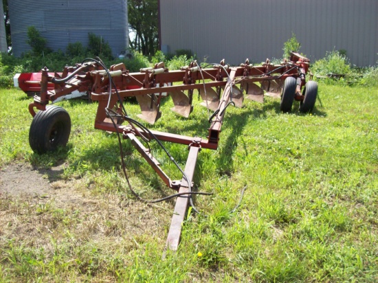 Melroe 903 Plow 8x18 On Land Hitch