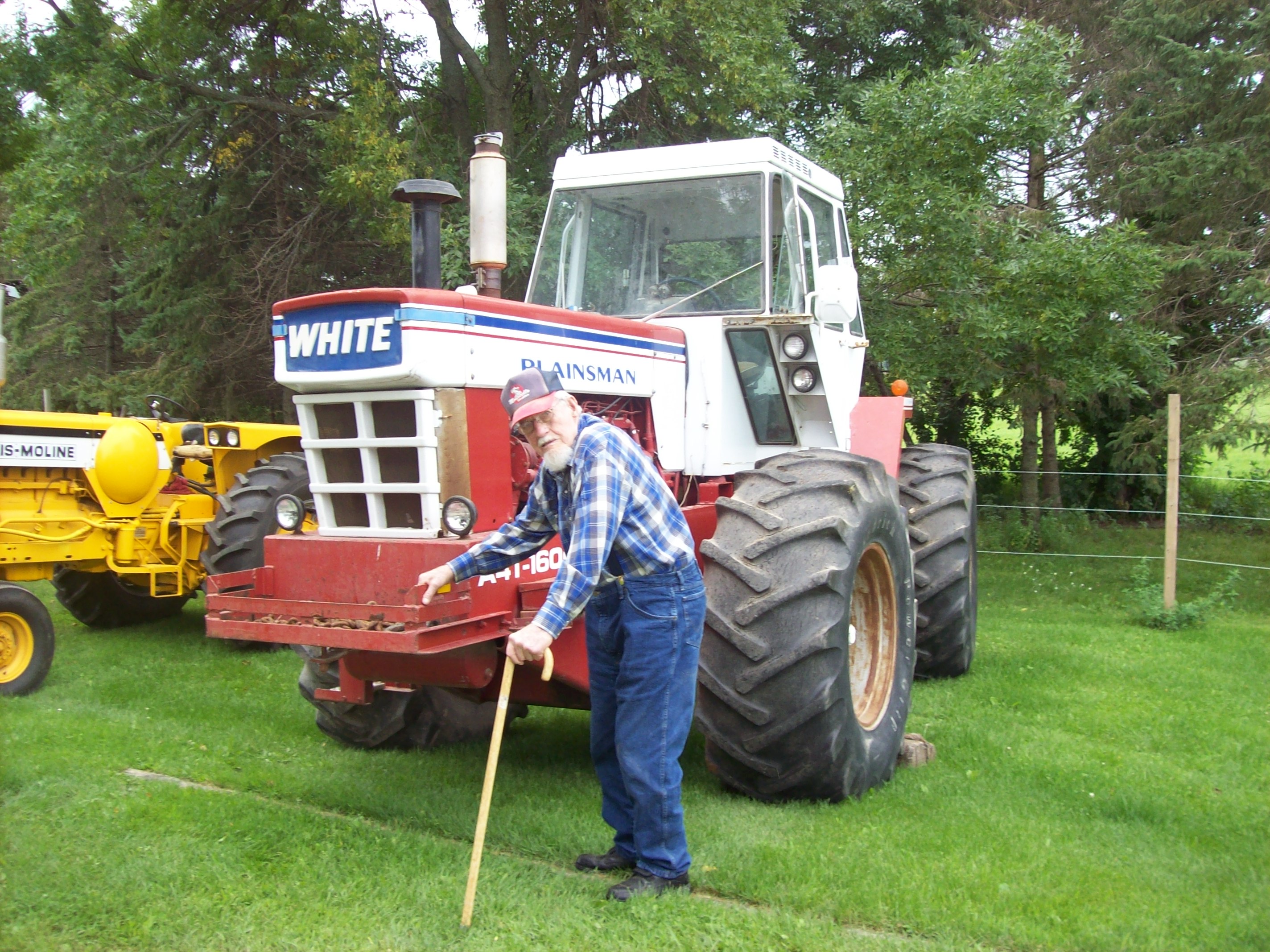 Tracteur Miniature ERTL - WHITE Plainsman A4T-1600 - Échelle 1/32 - Réf ERT16403