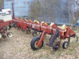 IH 183 Cultivator