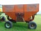 200 BUSHEL GRAVITY WAGON ON 10 TON GEAR