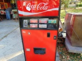 COCA-COLA POP MACHINE