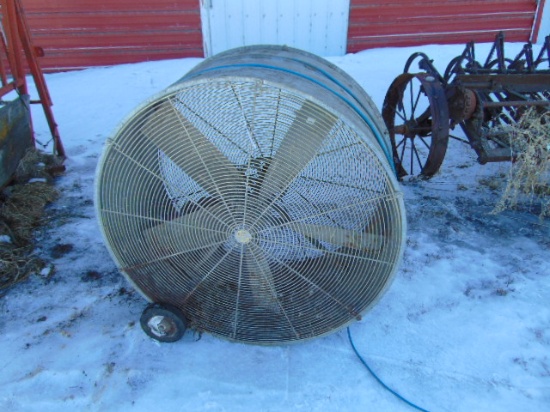 BARN FAN     - 36"