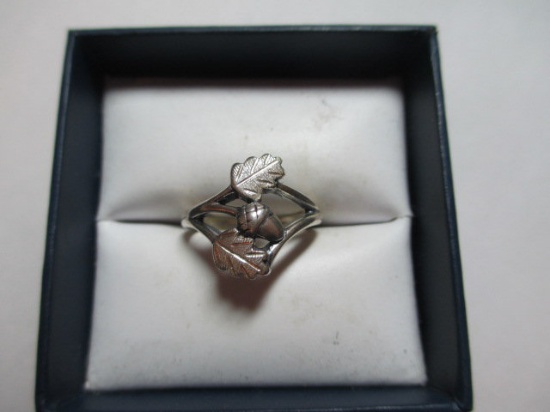 Sterling Ring Sz 5.5 con 6