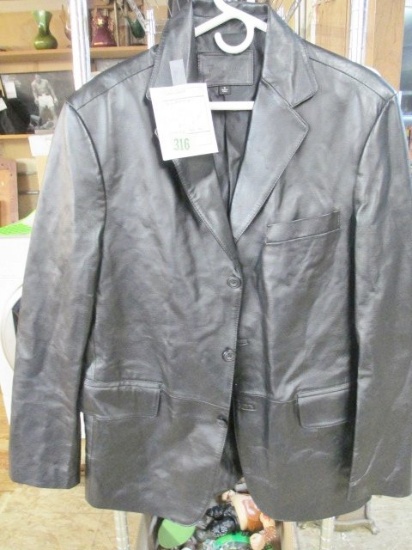Size M - Leather Jacket - con 509