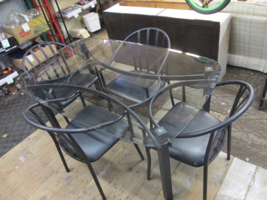 Glass Top Table with 4 matching Chairs -> Will not be Shipped! <- con 571