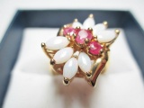 Gold-Toned Ring - Size 6 - con 570