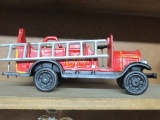 Cast Iron Fire Truck -> Will not be Shipped! <- con 797