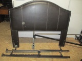Queen Size Headboard with Bed Frame -> Will not be Shipped! <- con 9