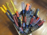 Lot of Screwdrivers and Assorted Snips - Some Craftsman - con 414