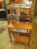 End table and lighted Stained Glass shelf unit -> Will not be Shipped! <- con 305